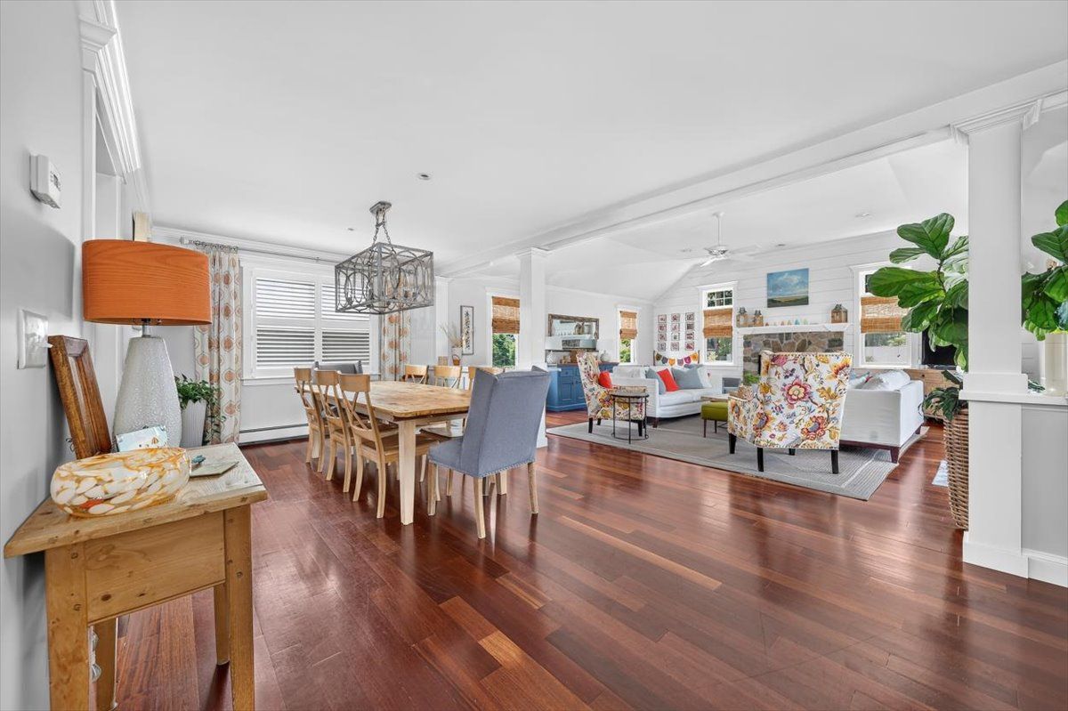 1st Floor Dining Space